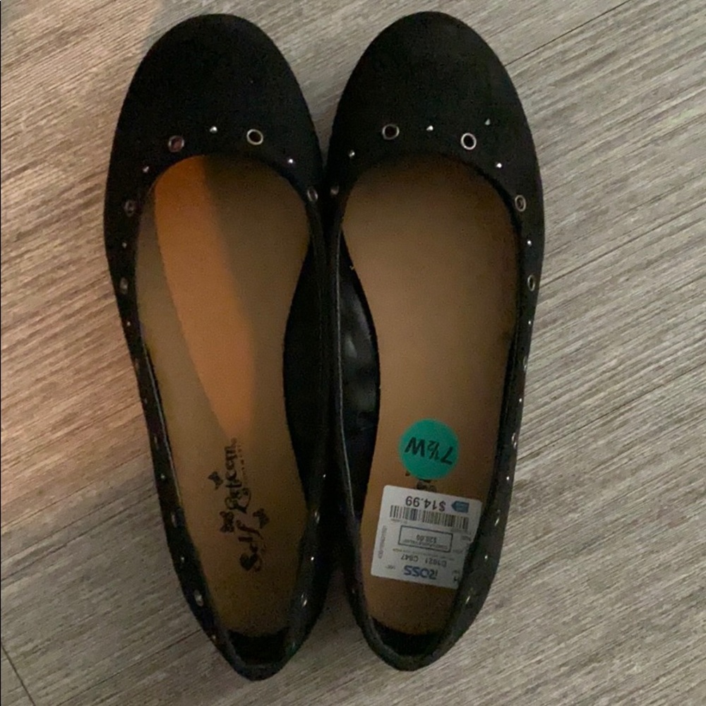 Women’s flats
